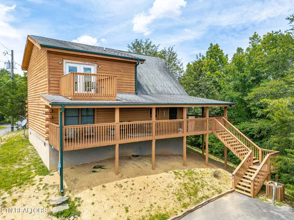2626 Camden Way, Sevierville, TN 37876