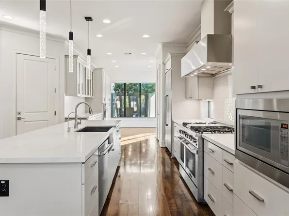 6011 Burgoyne Rd #A, Houston, TX 77057