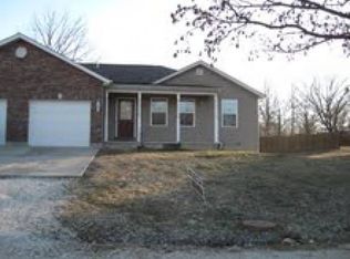 707 Tall Oaks Dr #A, Saint Clair, MO 63077