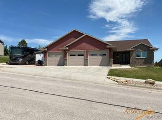 602 Stumer Rd, Rapid City, SD 57701