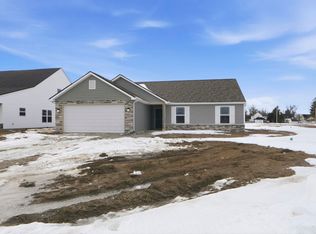 215 Latigo Ln, Garrett, IN 46738