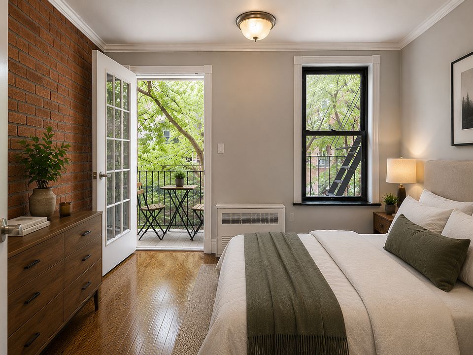 1st image of 521 E 5th St APT 2D
