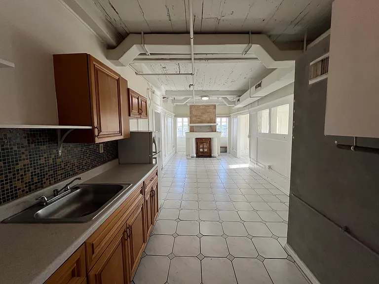 4211 Parker Ave #8 — Photo 11