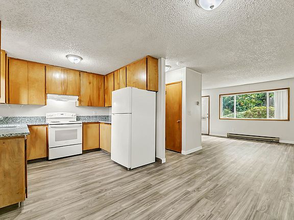 4th image of 4659-4699 Nandale Dr NE