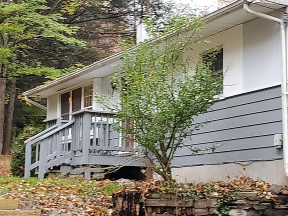 5th image of 110 N Eastwood Dr