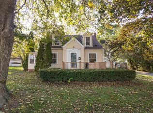 365 Southwest Rd, Platteville, WI 53818