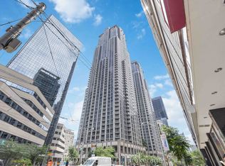 763 Bay St #309, Toronto, ON M5G 2R3