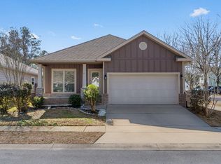 10 Sandywoods Ct, Freeport, FL 32439