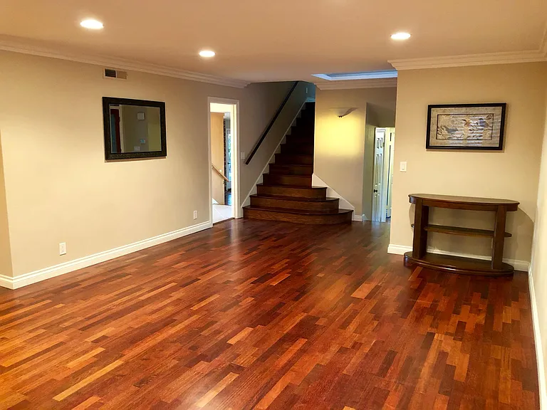 6426 Spear St — Photo 3