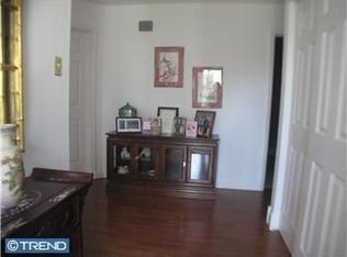 41 Huckleberry Ave, Sicklerville, NJ 08081