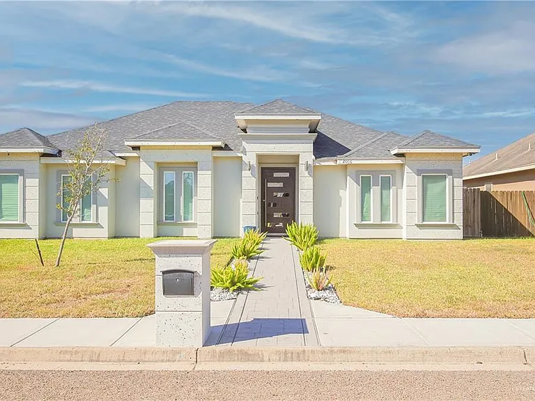 2006 S Villa Real Dr — Photo 2