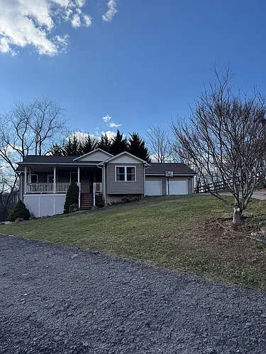 74 Lockes Way Photo 1