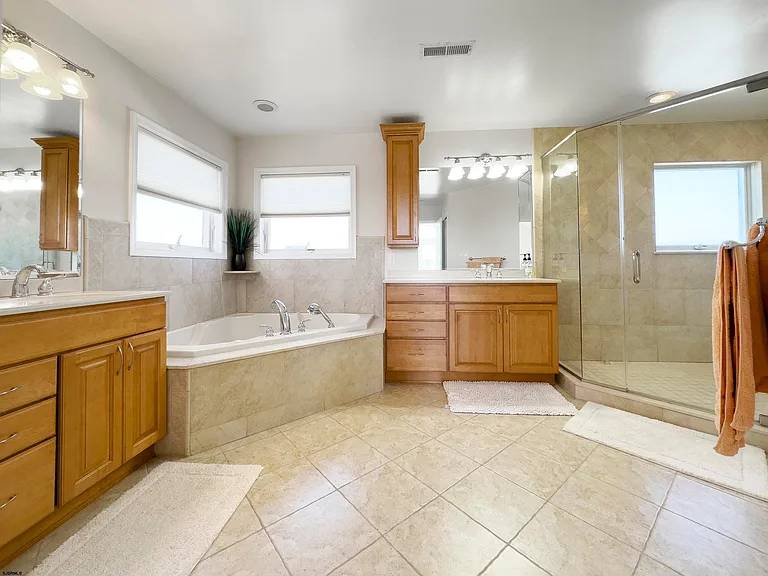 5219 Sea Spray Rd — Photo 28