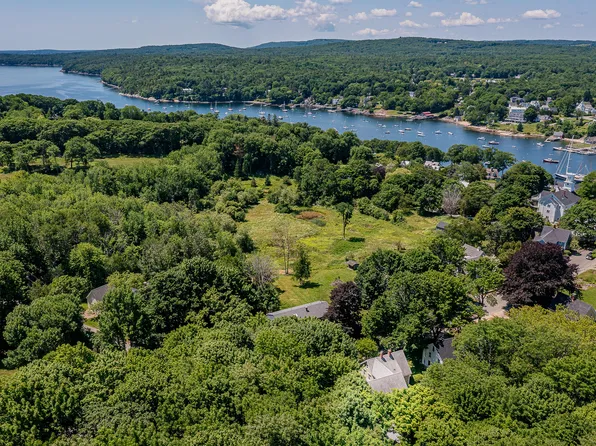 125 Russell Avenue, Rockport, ME 04856