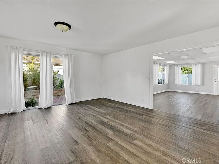 20852 Lancelot Ln — Photo 6