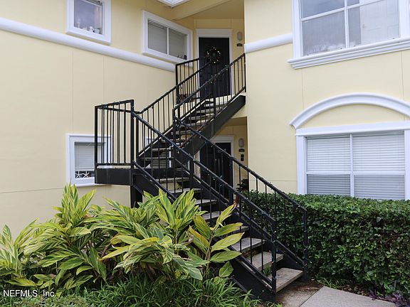 2nd image of 1800 The Greens Way APT 1502