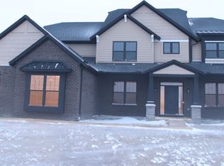 51300 Golden Meadow Dr, Northville, MI 48167