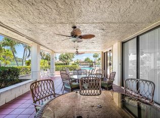 6296 Red Cedar Cir, Greenacres, FL 33463