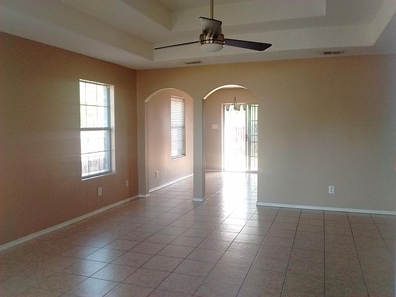 3rd image of 4720 Sandpiper Ave