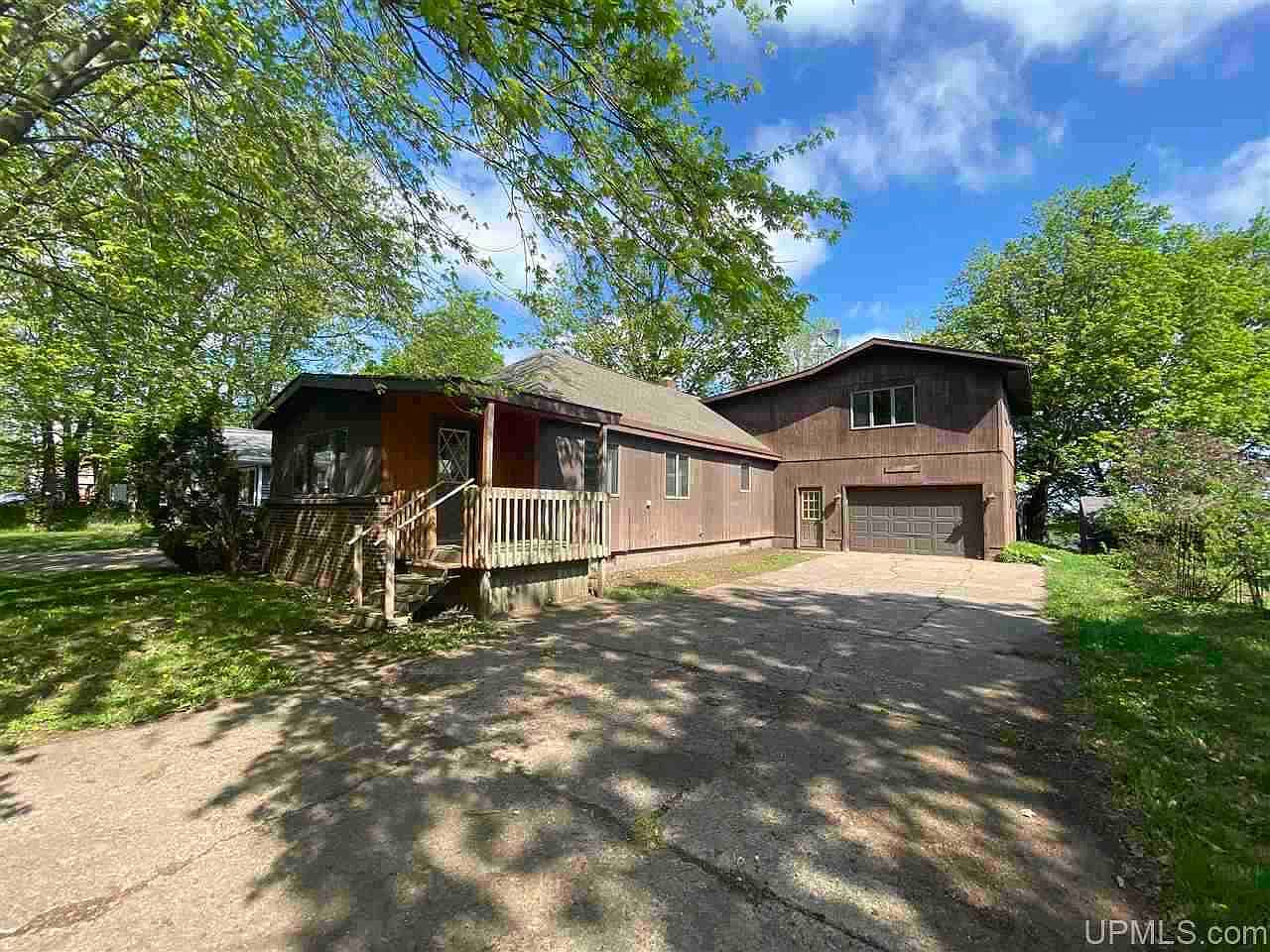 934 Sherman St, Marquette, MI 49855 Zillow
