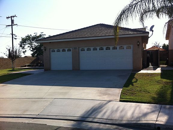 2nd image of 7598 Creighton Ct