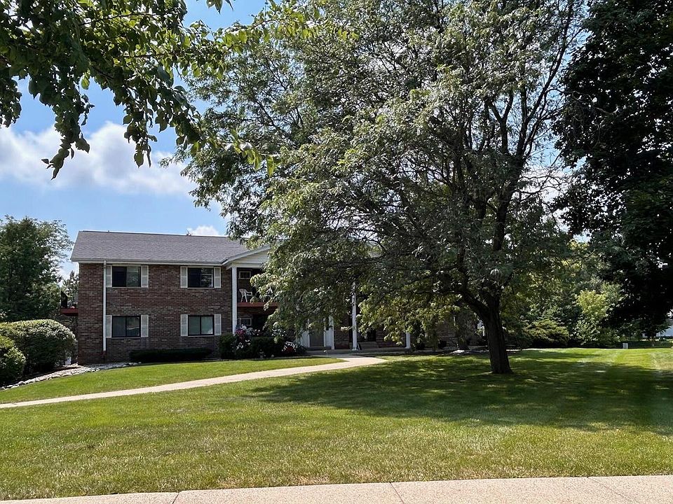1st image of 6401 West Dodge PLACE #102