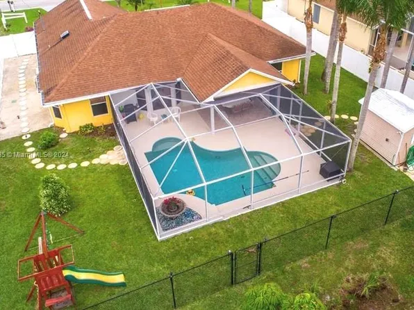1826 SW Leafy Rd, Port Saint Lucie, FL 34953
