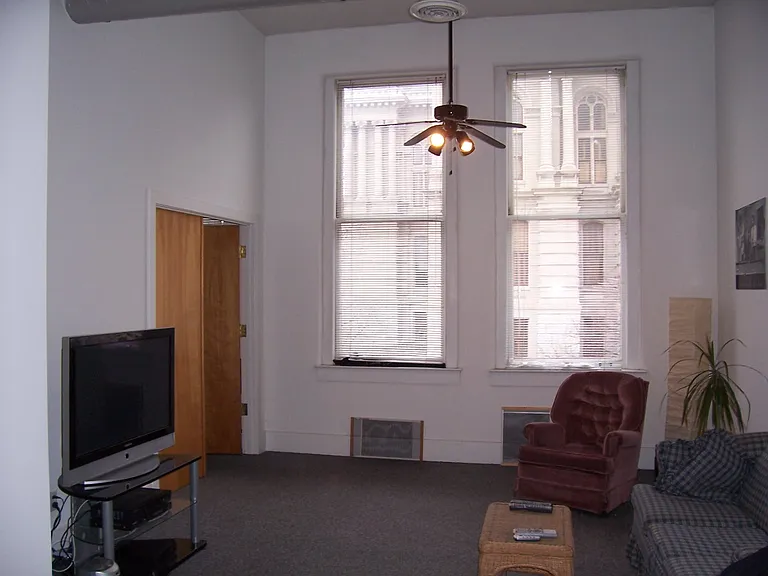 122 N 3rd St #220 — Photo 6