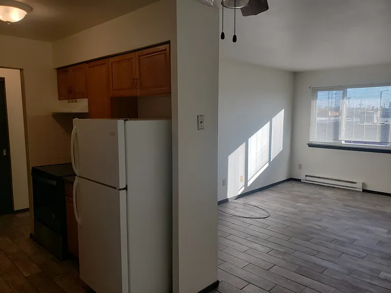 8835 N Swan Rd #7 — Photo 17