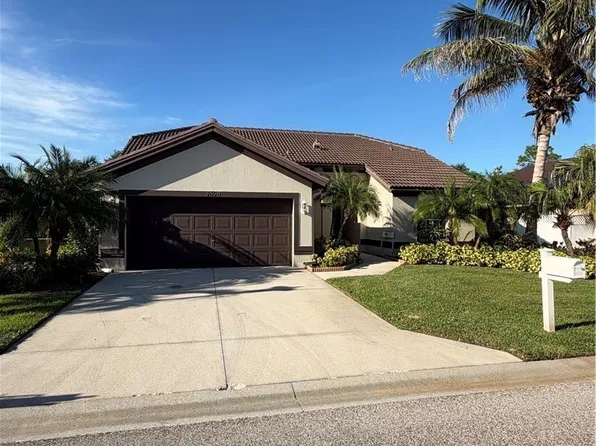 3690 Bali Ln, Estero, FL 33928