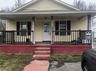 1610 Lincoln Dr, High Point, NC 27260