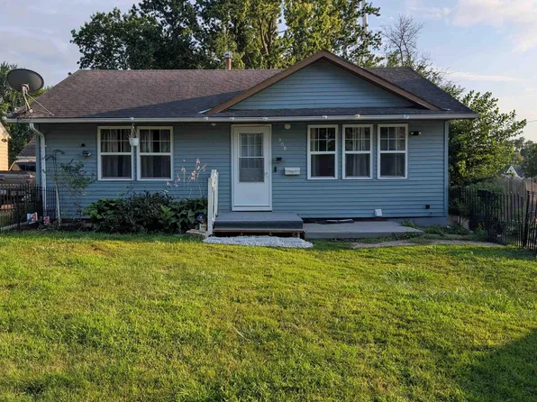 908 11th St, Sheldon, IA 51201
