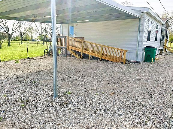 2nd image of 2602 Vida Shaw Rd