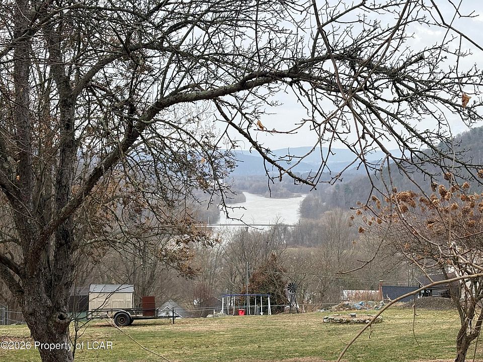 1st image of 2 Tower Rd