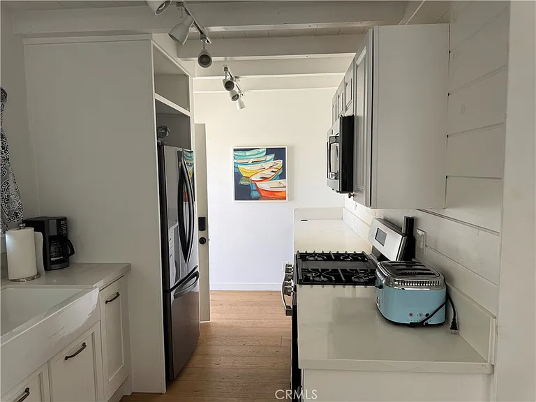 1398 Seacoast Dr #B — Photo 22
