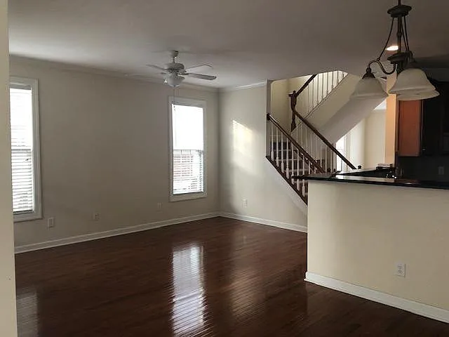 3513 Edgemont Dr — Photo 6
