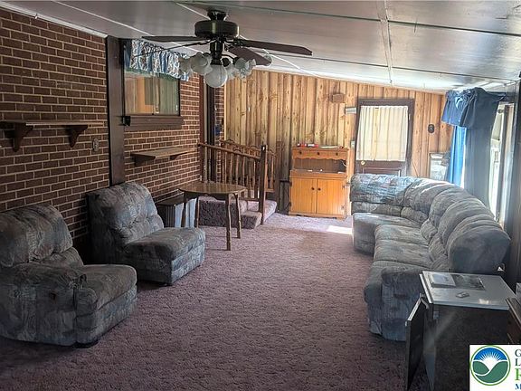 3rd image of 744 S Dogwood Rd