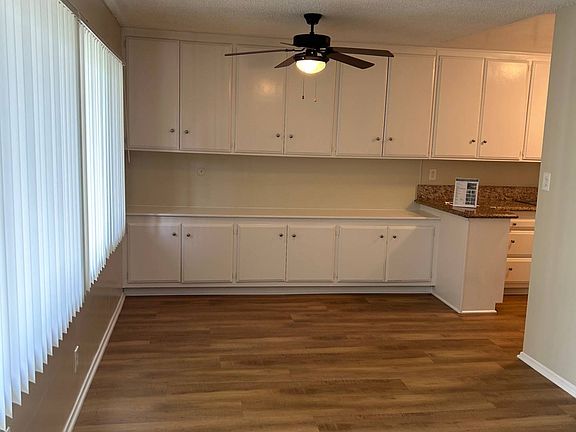 3rd image of 1220 Lyndon St APT 3