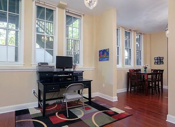 4th image of 27 Saint James Ave Unit 4