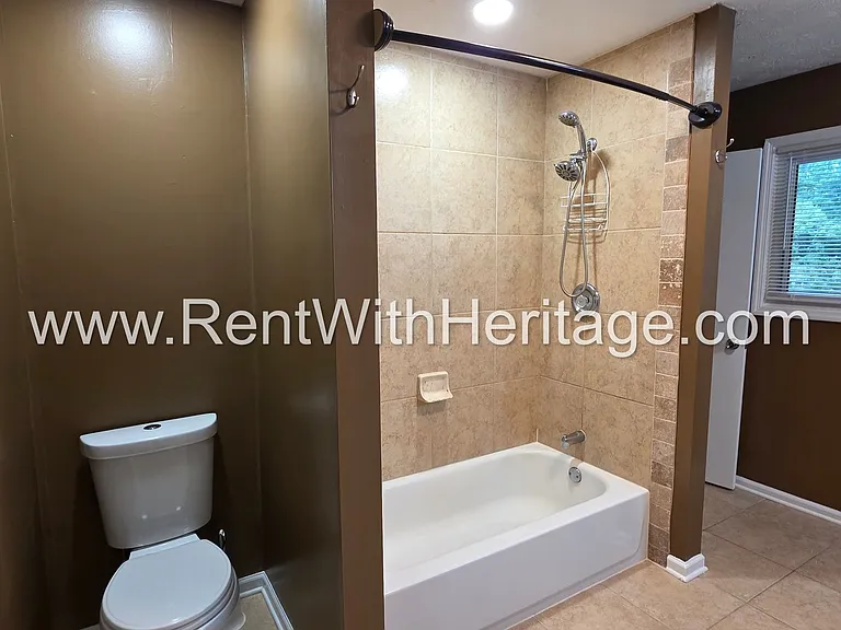 6190 Knights Ln — Photo 36