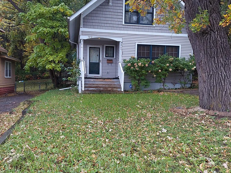 582 State St #1 — Photo 27