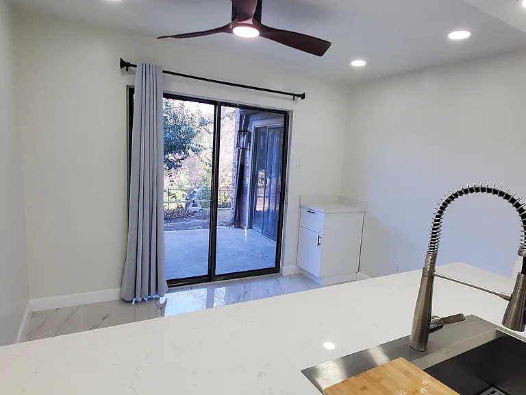 15889 Preston Rd #1004 — Photo 8