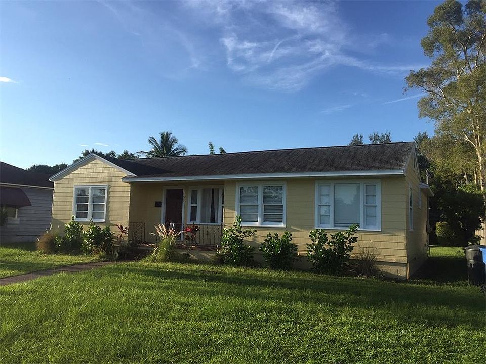 1st image of 156 39th Ave NE