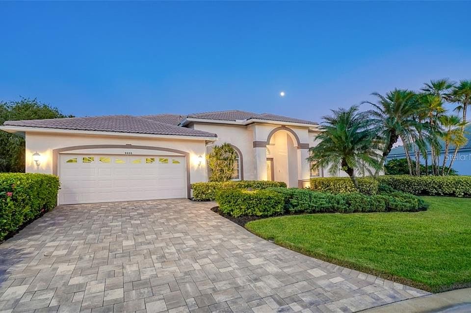 1st image of 9409 Glen Abbey Ln