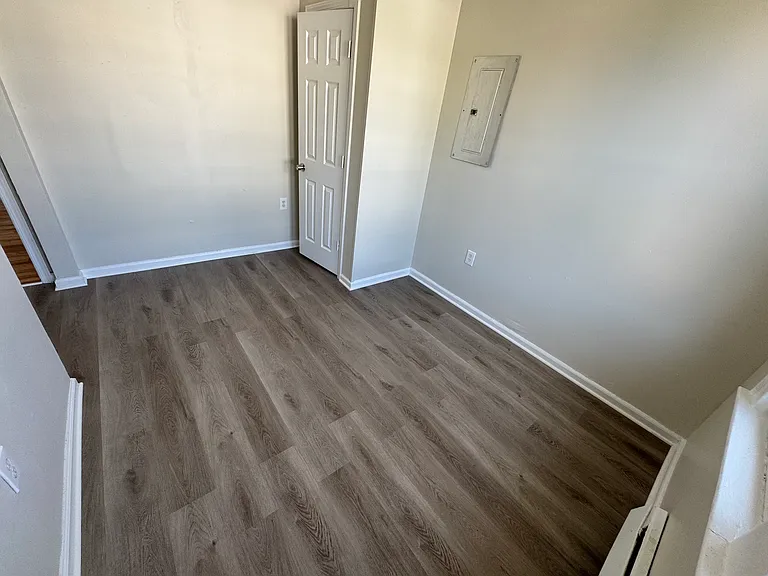 184 Norwood St #2L — Photo 8