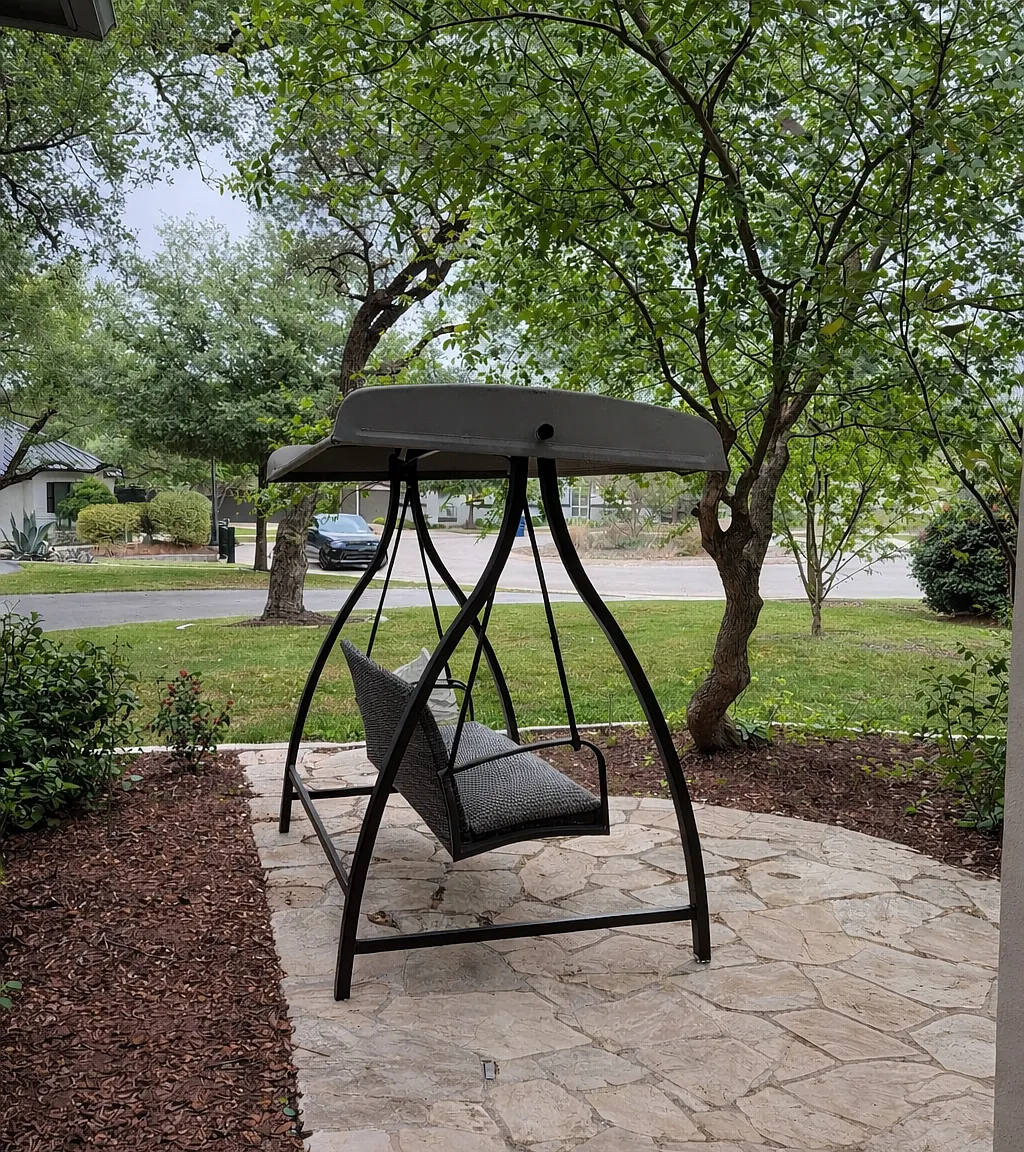 4 bed, 3267 sqft, $4,600 — Photo 1