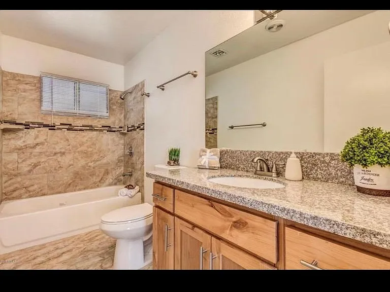 1318 W Tonopah Dr — Photo 19