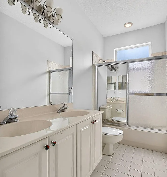 5346 Vallejo Ter