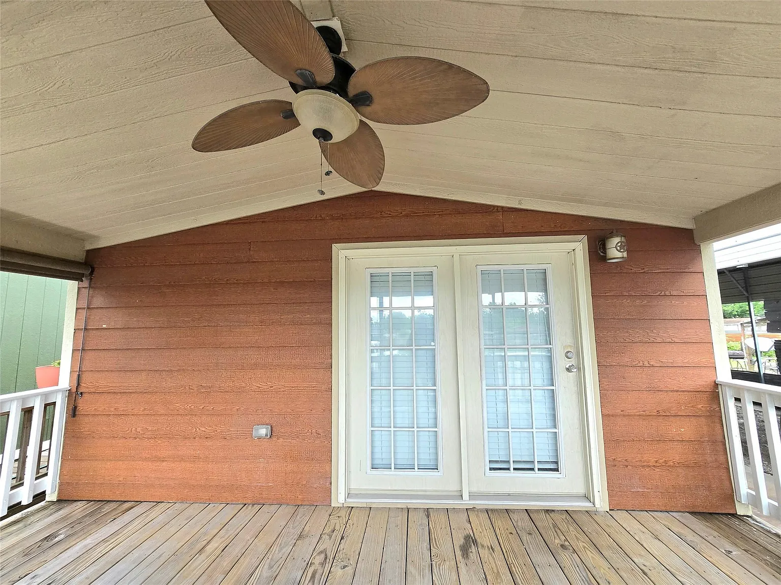 2 bed, 2.0 bath, 1216 sqft, $1,250 — Photo 2