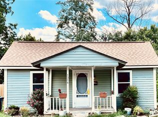 1314 S 4th St, Rogers, AR 72756